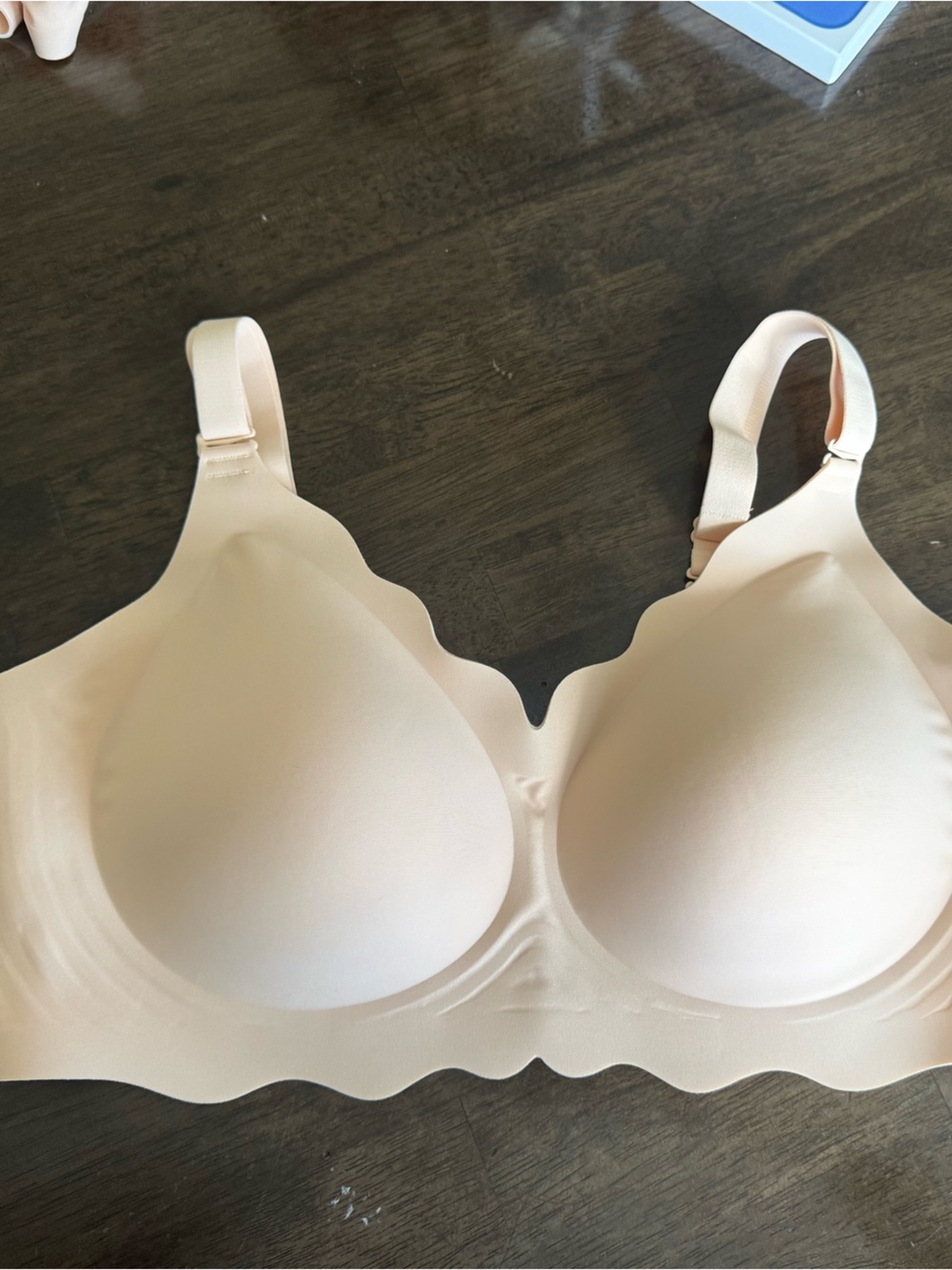 Seamless Scallop Edge T-Shirt Bra - Nude